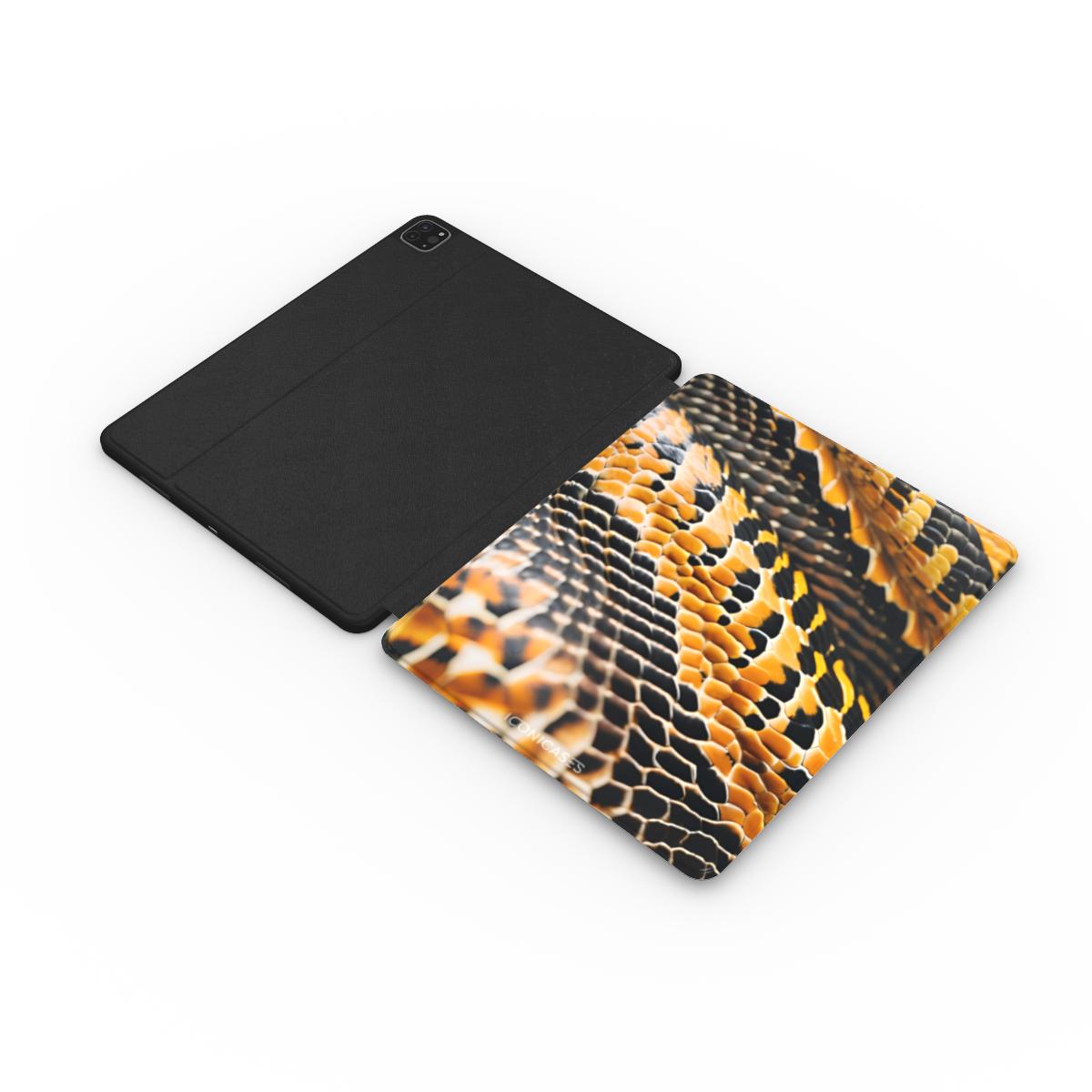 Apple iPad Case SERPENTIA